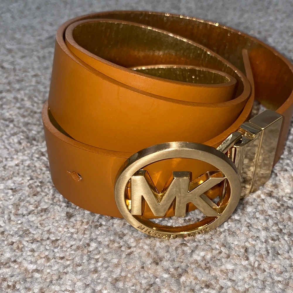 Michael by Michael Kors reversible belt